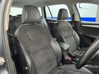 USED 2015 64 SKODA OCTAVIA 2.0 TDI Elegance Estate 5dr Diesel Manual 4WD Euro 5 (s/s) (150 ps) Cruise,SatNav,Btooth,P.Sensors