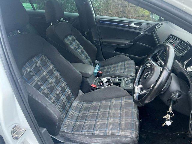 2016 VOLKSWAGEN GOLF - Photo 7