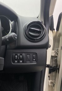 USED 2015 65 RENAULT CLIO 1.5 DYNAMIQUE NAV DCI 5d 89 BHP 
