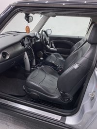 USED 2005 55 MINI HATCH COOPER 1.6 COOPER 3d 114 BHP 