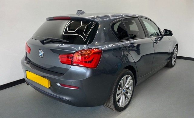 2016 BMW 1 SERIES - Photo 2