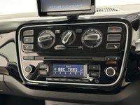 USED 2014 14 VOLKSWAGEN UP 1.0 HIGH UP 3d 74 BHP 