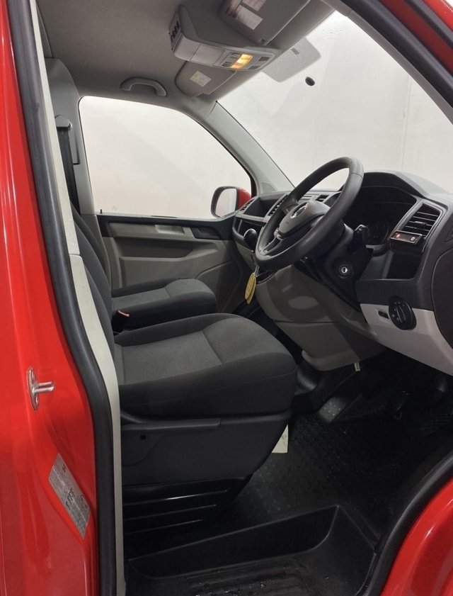 2019 VOLKSWAGEN TRANSPORTER - Photo 10