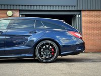 USED 2015 15 MERCEDES-BENZ CLS 5.5L AMG CLS 63 S 5d AUTO 577 BHP 