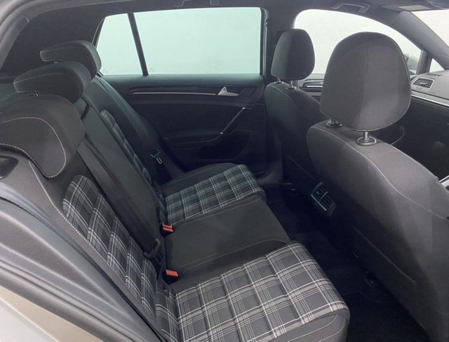 2016 VOLKSWAGEN GOLF - Photo 10