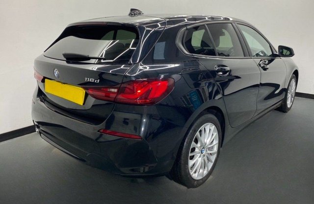2019 BMW 1 SERIES - Photo 2