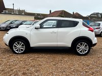 USED 2012 62 NISSAN JUKE 1.6 ACENTA PREMIUM 5d 117 BHP Sat Nav, Alloys and privacy Glass