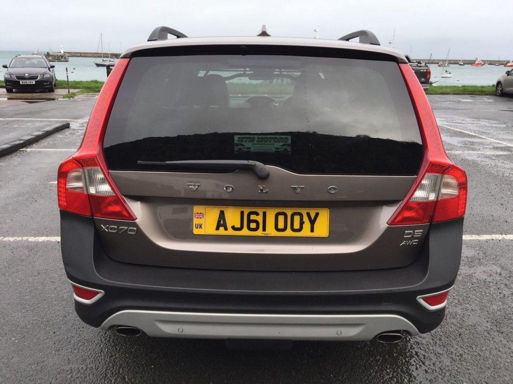 USED 2012 61 VOLVO XC70 ESTATE XC70 D5 SELUX AWD AUTO 