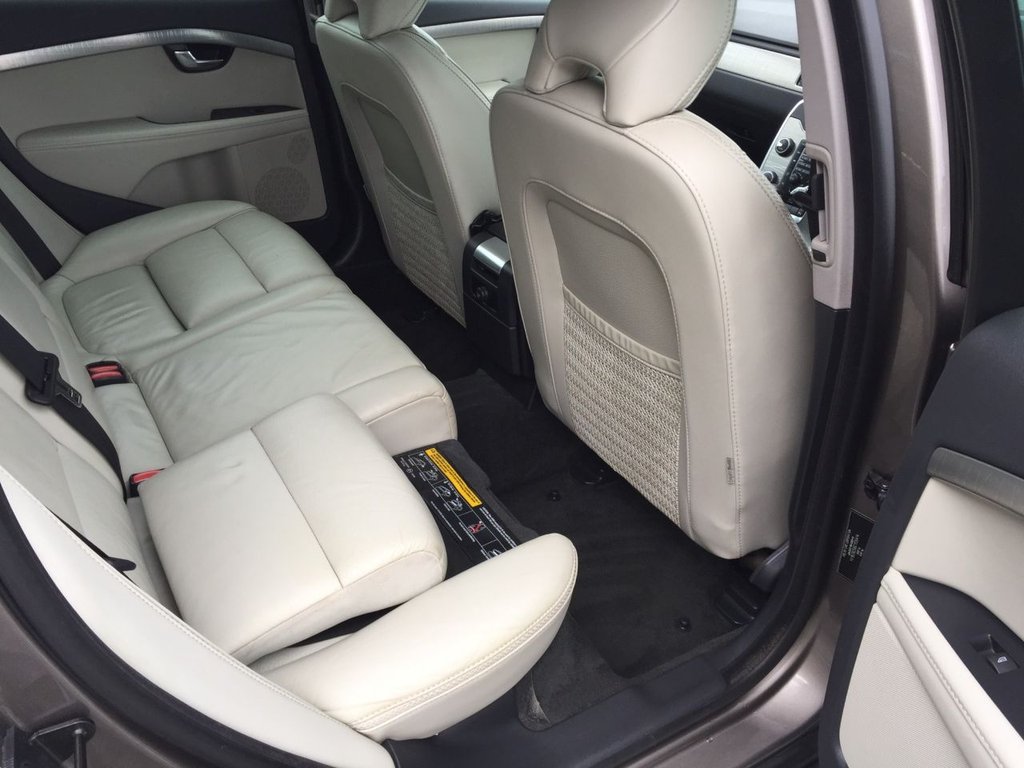 USED 2012 61 VOLVO XC70 ESTATE XC70 D5 SELUX AWD AUTO 