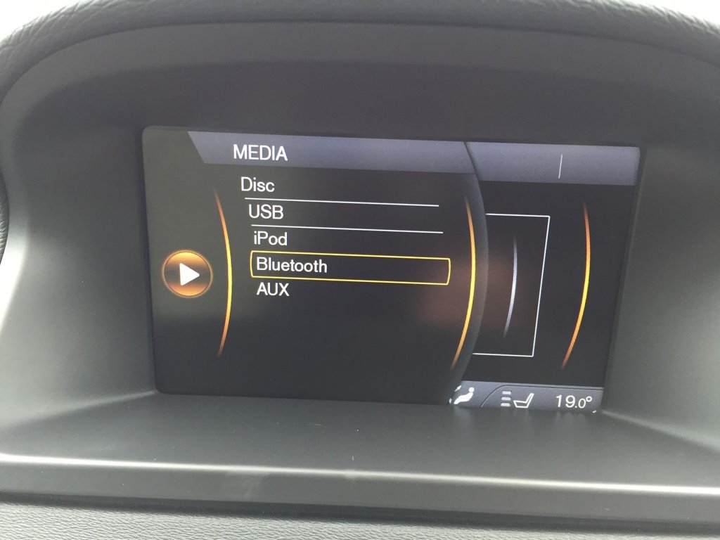 USED 2012 61 VOLVO XC70 ESTATE XC70 D5 SELUX AWD AUTO 