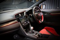 USED 2020 70 HONDA CIVIC GT Type R Vtec 2.0  5 Door  REVERSE CAMERA, SONIC GREY, LANE ASSIST, APPLE CARPLAY/ANDROID AUTO, CORNERING LIGHTS, BLUETOOTH, RACE MODE.