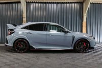 USED 2020 70 HONDA CIVIC GT Type R Vtec 2.0  5 Door  REVERSE CAMERA, SONIC GREY, LANE ASSIST, APPLE CARPLAY/ANDROID AUTO, CORNERING LIGHTS, BLUETOOTH, RACE MODE.