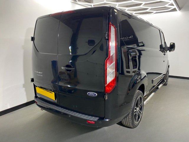 2015 FORD TRANSIT CUSTOM - Photo 2