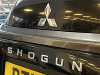 USED 2015 15 MITSUBISHI SHOGUN 3.2 DI-D SG3 5d 197 BHP 6 SERVICE STAMPS