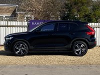 USED 2020 69 VOLVO XC40 1.5 T3 R-DESIGN 5d 161 BHP 