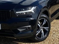 USED 2020 69 VOLVO XC40 1.5 T3 R-DESIGN 5d 161 BHP 