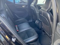 USED 2020 69 VOLVO XC40 1.5 T3 R-DESIGN 5d 161 BHP 