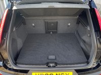 USED 2020 69 VOLVO XC40 1.5 T3 R-DESIGN 5d 161 BHP 