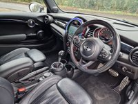 USED 2016 16 MINI HATCH JOHN COOPER WORKS 2.0 JOHN COOPER WORKS 3d AUTO 228 BHP ZERO DEPOSIT FINANCE AVAILABLE