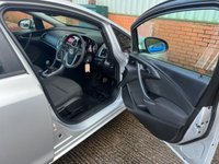 USED 2015 15 VAUXHALL ASTRA 1.6 DESIGN 5d 115 BHP *FSH *ZERO DEPO FINANCE