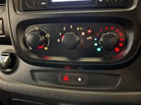 USED 2015 15 VAUXHALL VIVARO 1.6L 2700 L1H1 CDTI P/V 0d 89 BHP Full Service History