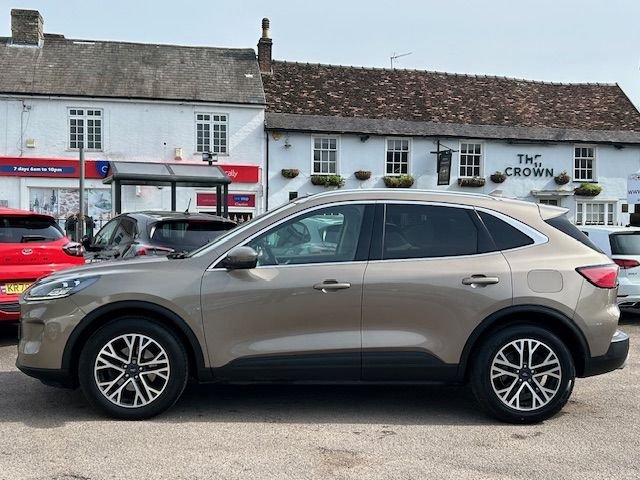 View our FORD KUGA