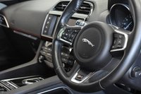 USED 2016 66 JAGUAR F-PACE 3.0 V6 S AWD 5d 296 BHP One Owner + Full Jag History