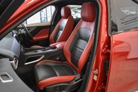 USED 2016 66 JAGUAR F-PACE 3.0 V6 S AWD 5d 296 BHP One Owner + Full Jag History