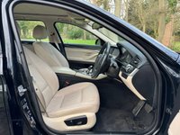 USED 2016 16 BMW 5 SERIES 2.0 525D LUXURY TOURING 5d 215 BHP 