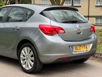 USED 2012 12 VAUXHALL ASTRA 1.6 EXCLUSIV 5d 113 BHP 
