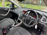 USED 2012 12 VAUXHALL ASTRA 1.6 EXCLUSIV 5d 113 BHP 