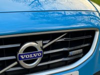 USED 2013 63 VOLVO V40 2.0 D3 R-DESIGN NAV 5d 148 BHP 