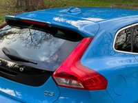 USED 2013 63 VOLVO V40 2.0 D3 R-DESIGN NAV 5d 148 BHP 
