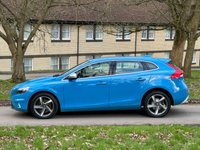 USED 2013 63 VOLVO V40 2.0 D3 R-DESIGN NAV 5d 148 BHP 