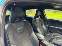 USED 2013 63 VOLVO V40 2.0 D3 R-DESIGN NAV 5d 148 BHP 