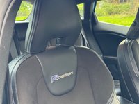 USED 2013 63 VOLVO V40 2.0 D3 R-DESIGN NAV 5d 148 BHP 