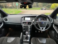 USED 2013 63 VOLVO V40 2.0 D3 R-DESIGN NAV 5d 148 BHP 