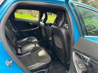 USED 2013 63 VOLVO V40 2.0 D3 R-DESIGN NAV 5d 148 BHP 