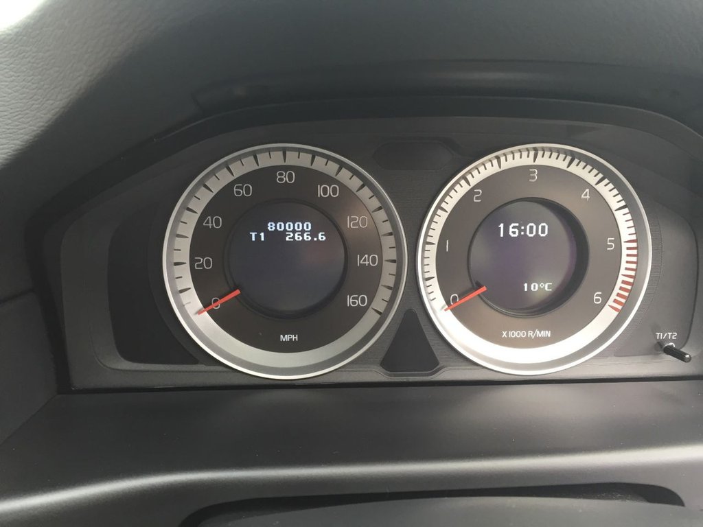 USED 2013 62 VOLVO XC70 2.4 D5 SE LUX AWD 5d 212 BHP DRIVERS SUPPORT PACK / FAMILY PACK