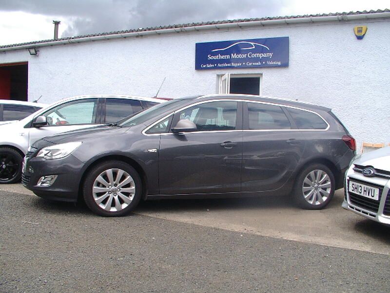 2011 Vauxhall Astra SE £3,495