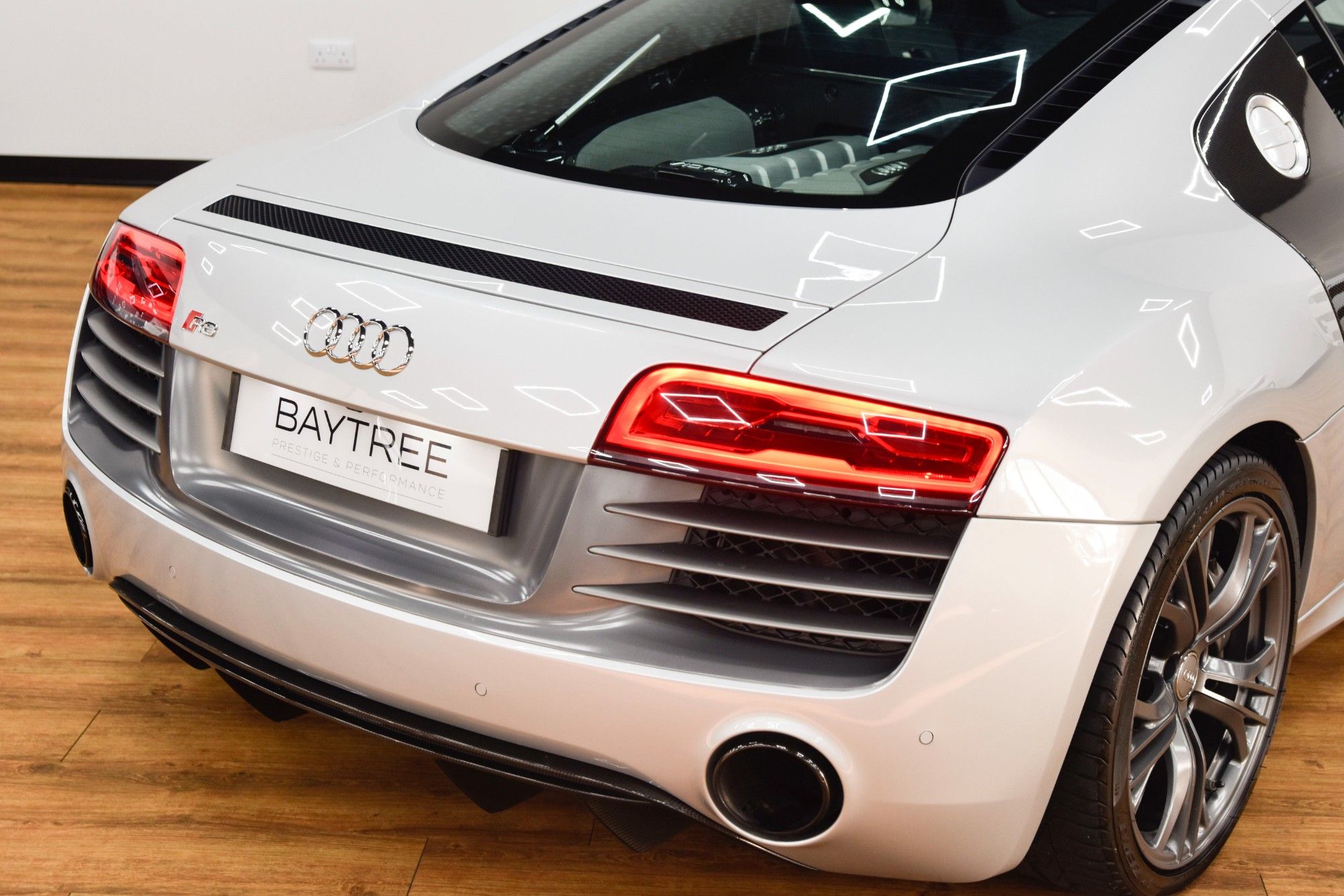 USED 2013 13 AUDI R8 5.2 V10 PLUS QUATTRO 
