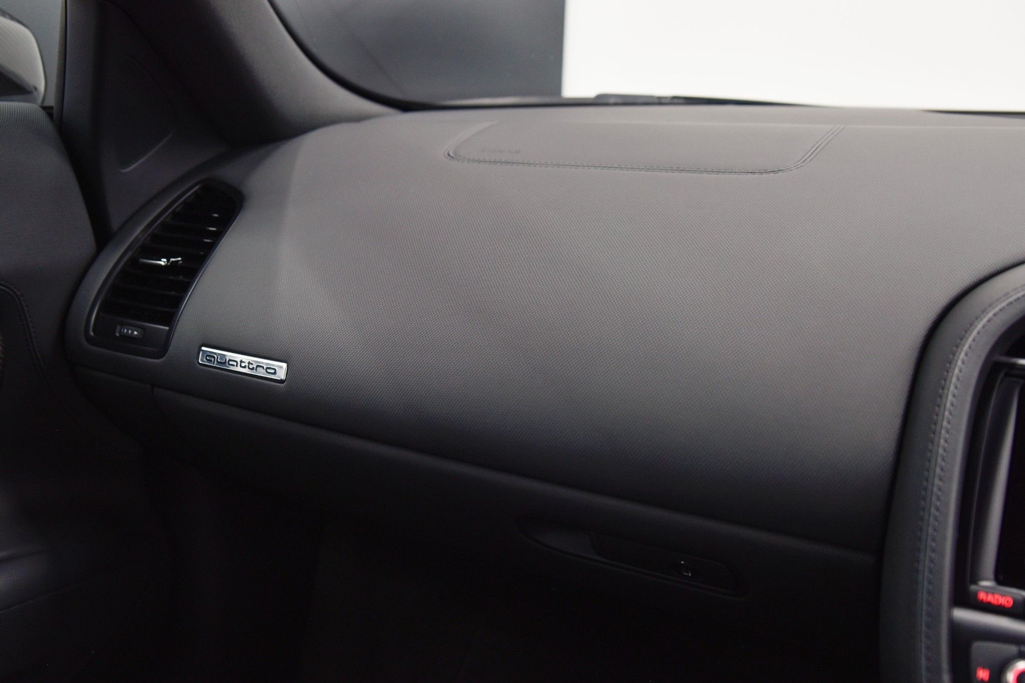 USED 2013 13 AUDI R8 5.2 V10 PLUS QUATTRO 