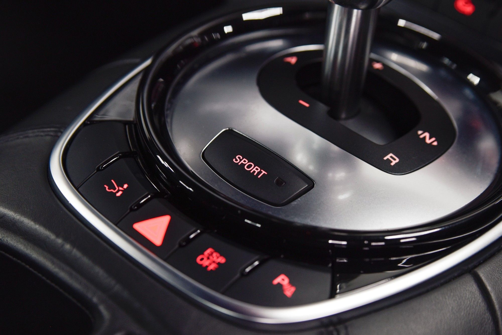 USED 2013 13 AUDI R8 5.2 V10 PLUS QUATTRO 