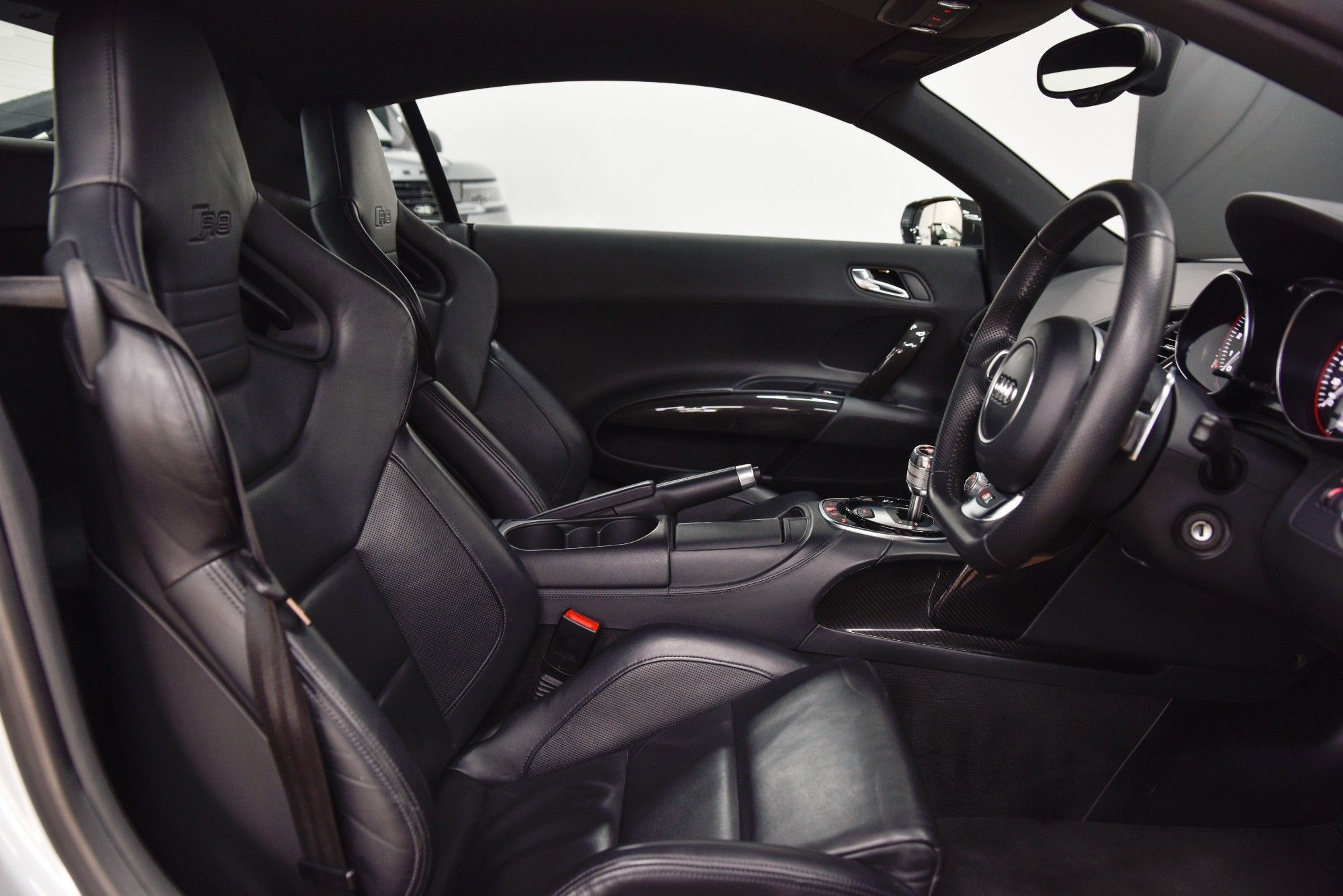 USED 2013 13 AUDI R8 5.2 V10 PLUS QUATTRO 