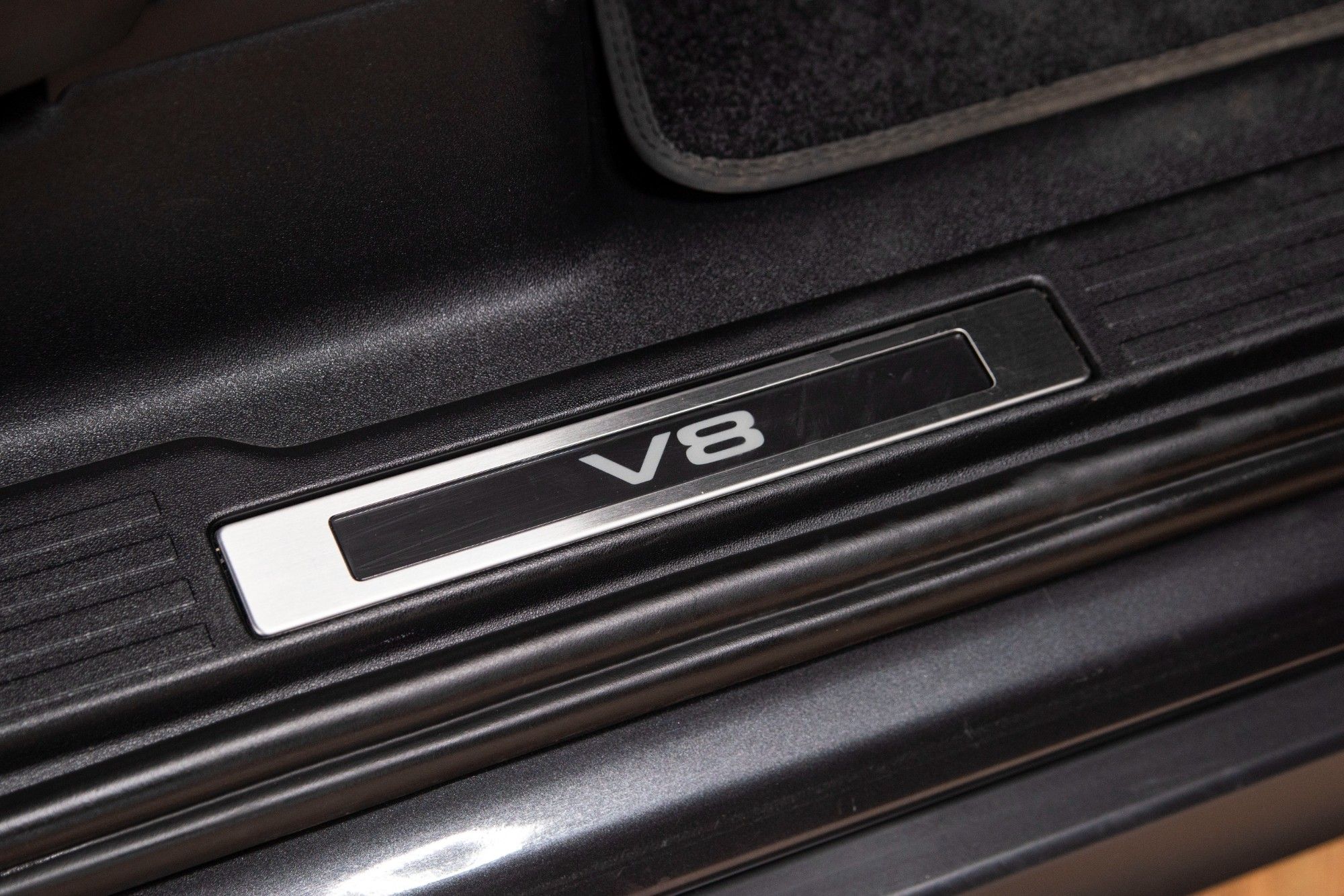 USED 2022 X LAND ROVER DEFENDER 5.0 V8 CARPATHIAN EDITION 