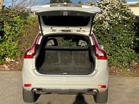 USED 2014 64 VOLVO XC60 2.0 D4 SE LUX NAV 5d 178 BHP 2 OWN-FSH-SATNAV-19in ALLOYS-SATNAV