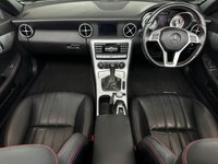 USED 2015 15 MERCEDES-BENZ SLK 2.1 SLK250 CDI BLUEEFFICIENCY AMG SPORT 2d 204 BHP Fantastic Specification
