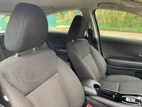 USED 2018 18 HONDA HR-V 1.5 I-VTEC SE 5d 129 BHP HONDA HRV SE 1.5 V-TEC - 6SPD MANUAL - 1 FORMER KEEPER - SERVICE HISTORY - GREAT SPECIFICATION (SEE LIST) - FREE 12 MONTHS WARRANTY / BREAKDOWN RECOVERY