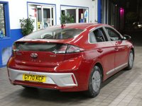 USED 2020 70 HYUNDAI IONIQ 1.6 PREMIUM MHEV 5d 140 BHP STUNNING EXAMPLE SAT NAV REAR CAMERA CRUISE CONTROL PARKING SENSORS 1 OWNER HYUNDAI WARRANTY TILL MARCH 2025