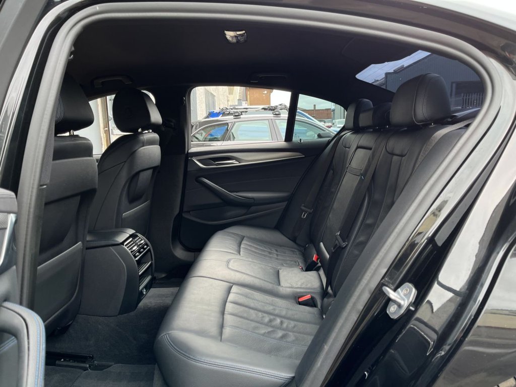 USED 2019 19 BMW 5-SERIES 2.0 530E M SPORT 4d AUTO 249 BHP SALOON